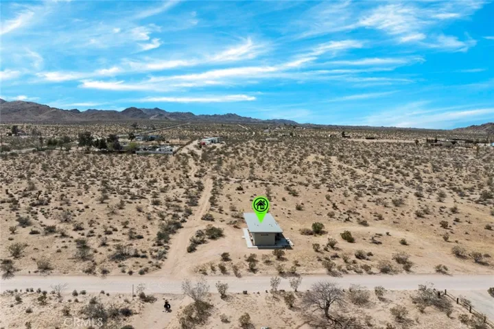 2570 N Deer Trail, Landers, California 92285