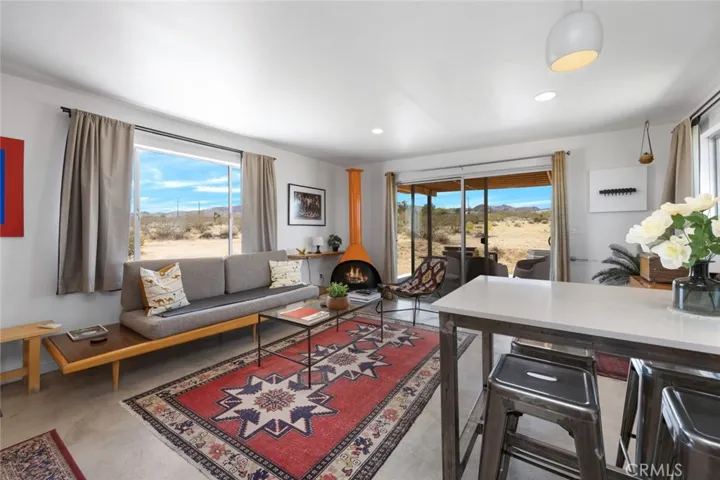 2570 N Deer Trail, Landers, California 92285