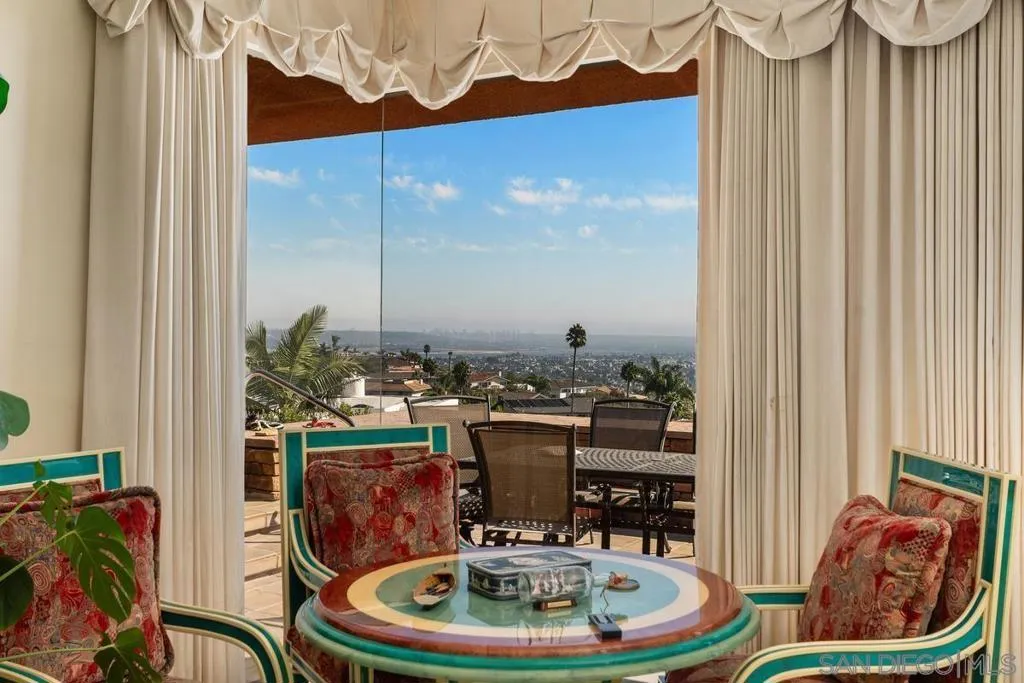 5717 Baja Mar, La Jolla, California 92037 home-pic-13