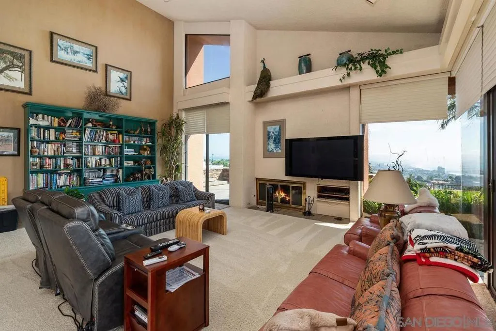 5717 Baja Mar, La Jolla, California 92037 home-pic-20