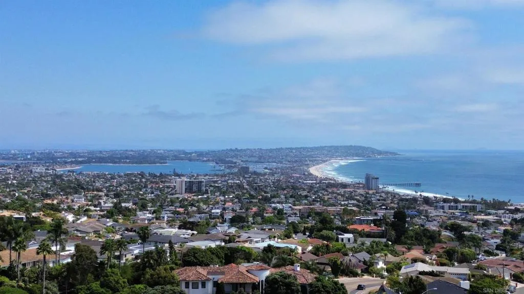 5717 Baja Mar, La Jolla, California 92037 home-pic-1