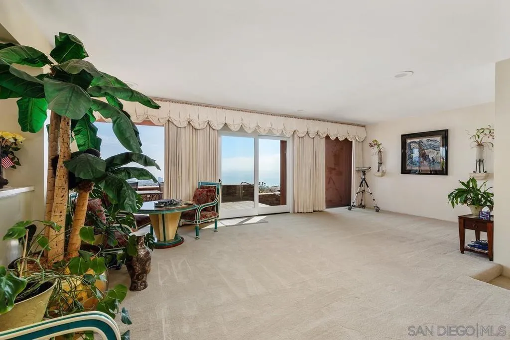 5717 Baja Mar, La Jolla, California 92037 home-pic-16