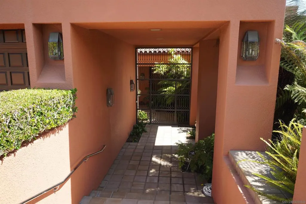 5717 Baja Mar, La Jolla, California 92037 home-pic-25