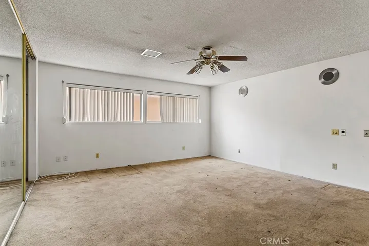 3431 Caspian Avenue, Long Beach, California 90810