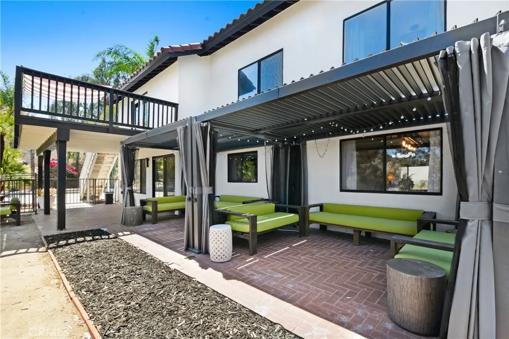 17295 Ridge Canyon Drive, Riverside, California 92506 home-pic-36