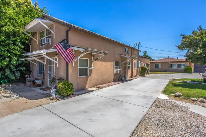 7235 Perris Hill Road, San Bernardino, California 92404