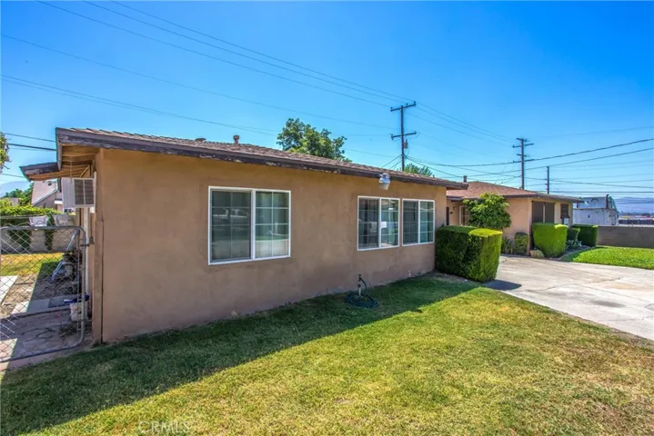 7235 Perris Hill Road, San Bernardino, California 92404
