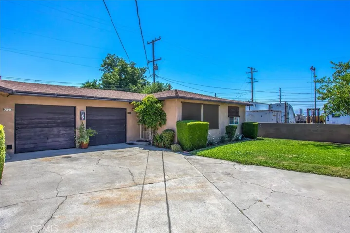 7235 Perris Hill Road, San Bernardino, California 92404