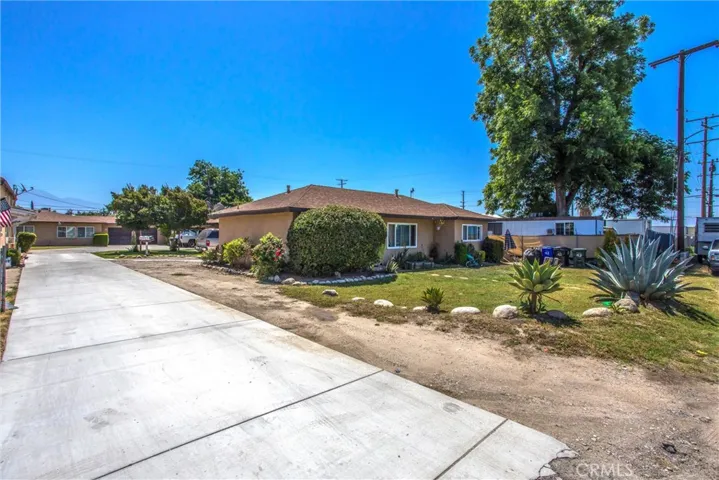7235 Perris Hill Road, San Bernardino, California 92404