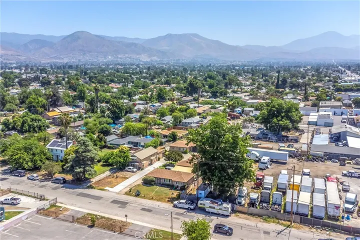 7235 Perris Hill Road, San Bernardino, California 92404