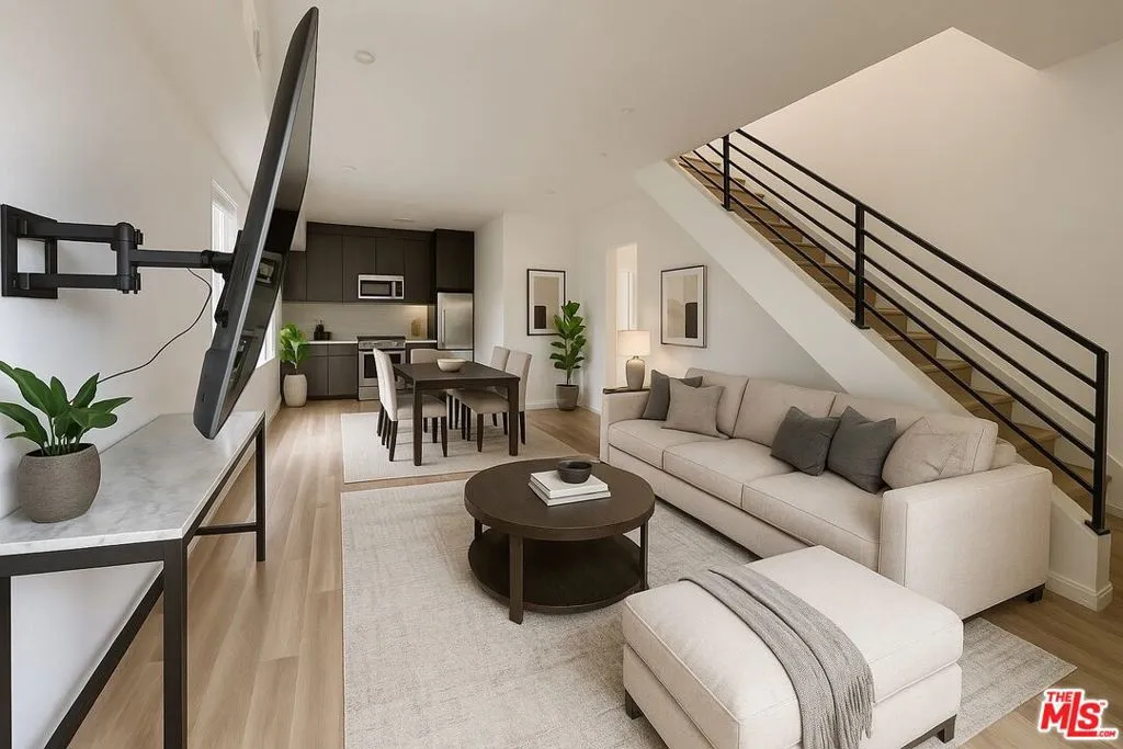 8662 Cadillac Avenue, Los Angeles, California 90034, 4 Bedrooms Bedrooms, ,4 BathroomsBathrooms,Residential Lease,For Rent,Cadillac,25550117