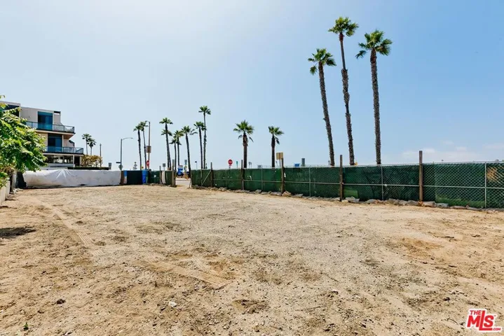 Lot with Surrounding Fencing