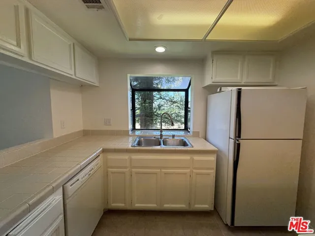 5728 Skyview Way H, Agoura Hills, California 91301