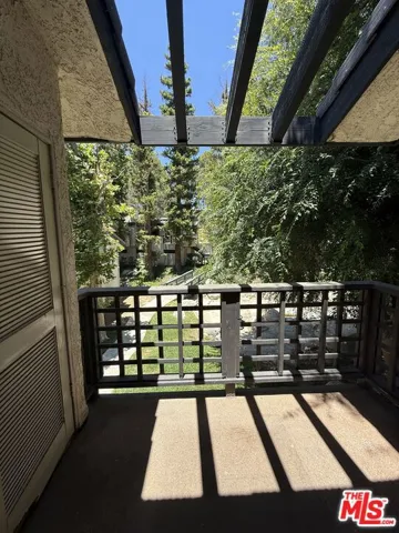 5728 Skyview Way H, Agoura Hills, California 91301