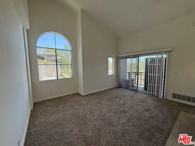 5728 Skyview Way H, Agoura Hills, California 91301