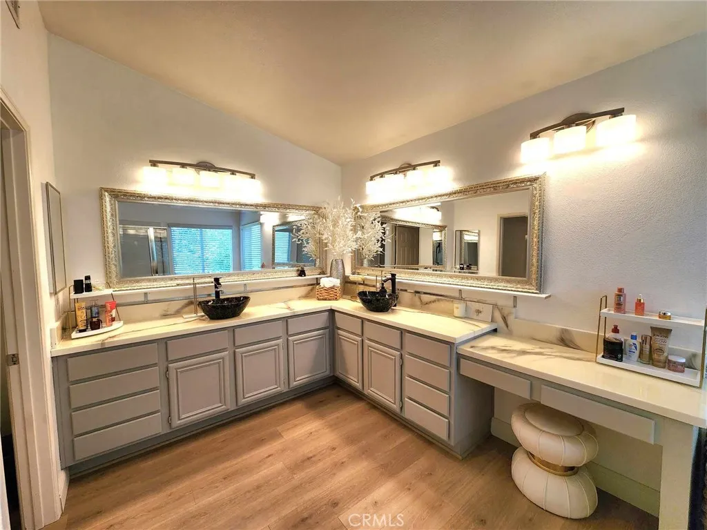 26523 Starling Court, Canyon Country, California 91387 home-pic-38