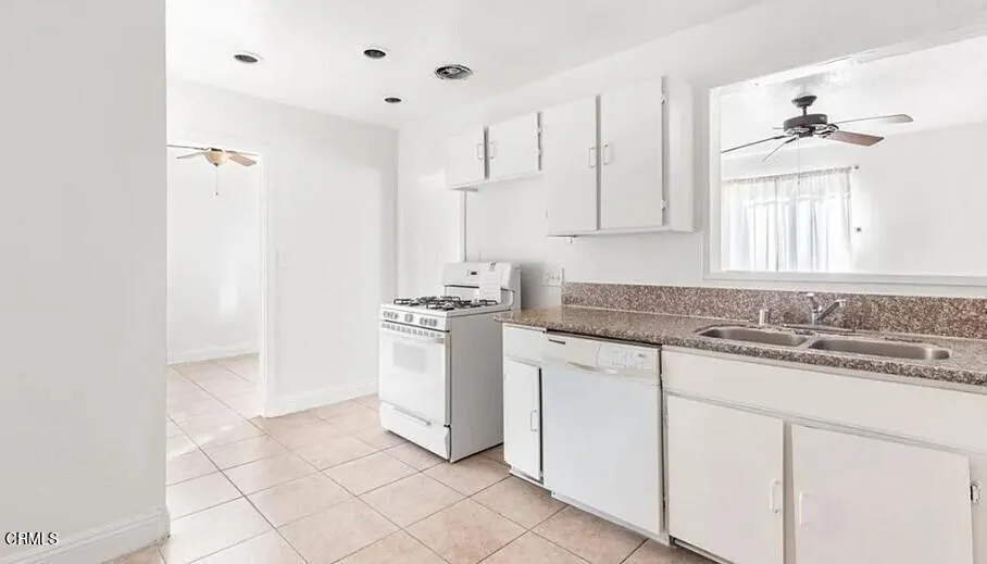 356 E Kettering Street, Lancaster, California 93535 home-pic-2