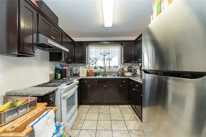 8219 Crockett Boulevard, Los Angeles, California 90001