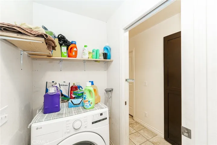 8219 Crockett Boulevard, Los Angeles, California 90001