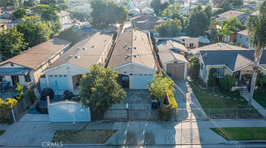 8219 Crockett Boulevard, Los Angeles, California 90001