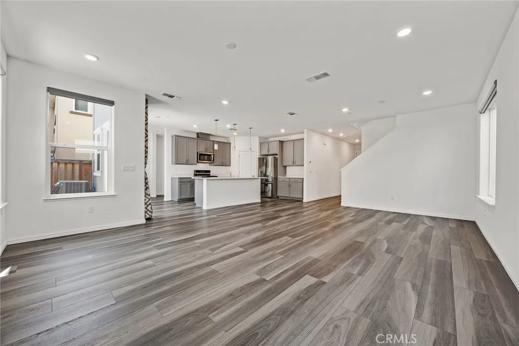 237 Goose Creek Avenue, Brentwood, California 94513 home-pic-3