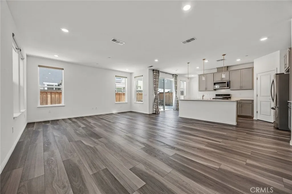 237 Goose Creek Avenue, Brentwood, California 94513 home-pic-4