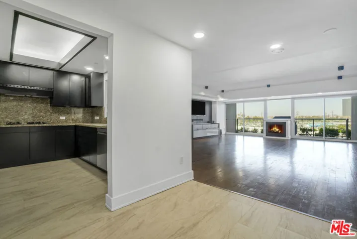 13600 Marina Pointe Drive 407, Marina Del Rey, California 90292