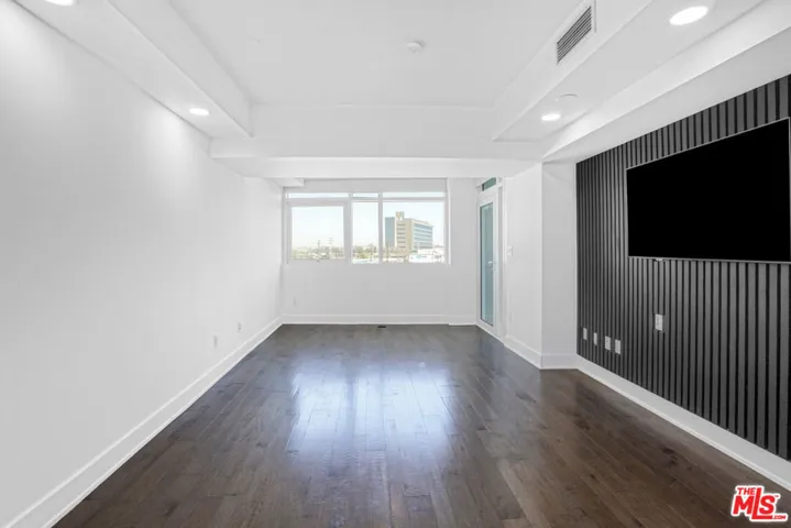 13600 Marina Pointe Drive 407, Marina Del Rey, California 90292