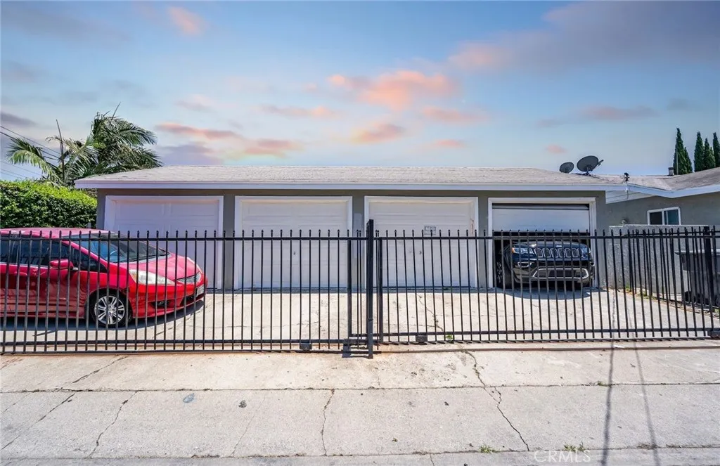 12430 12434 Peach Street A-b, Lynwood, California 90262 home-pic-8