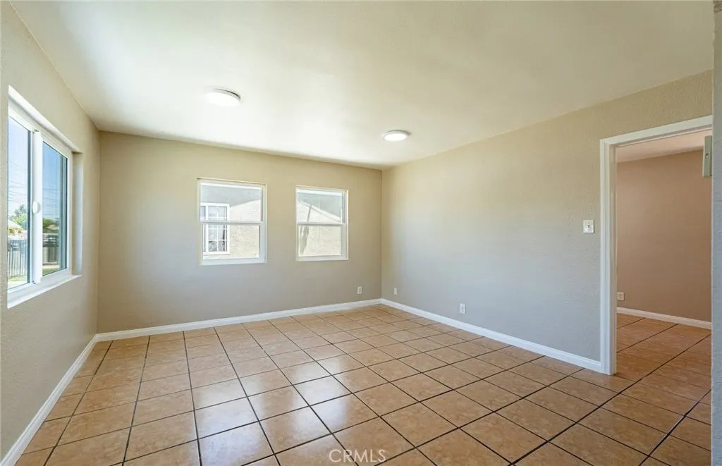 12430 12434 Peach Street A-b, Lynwood, California 90262 home-pic-26