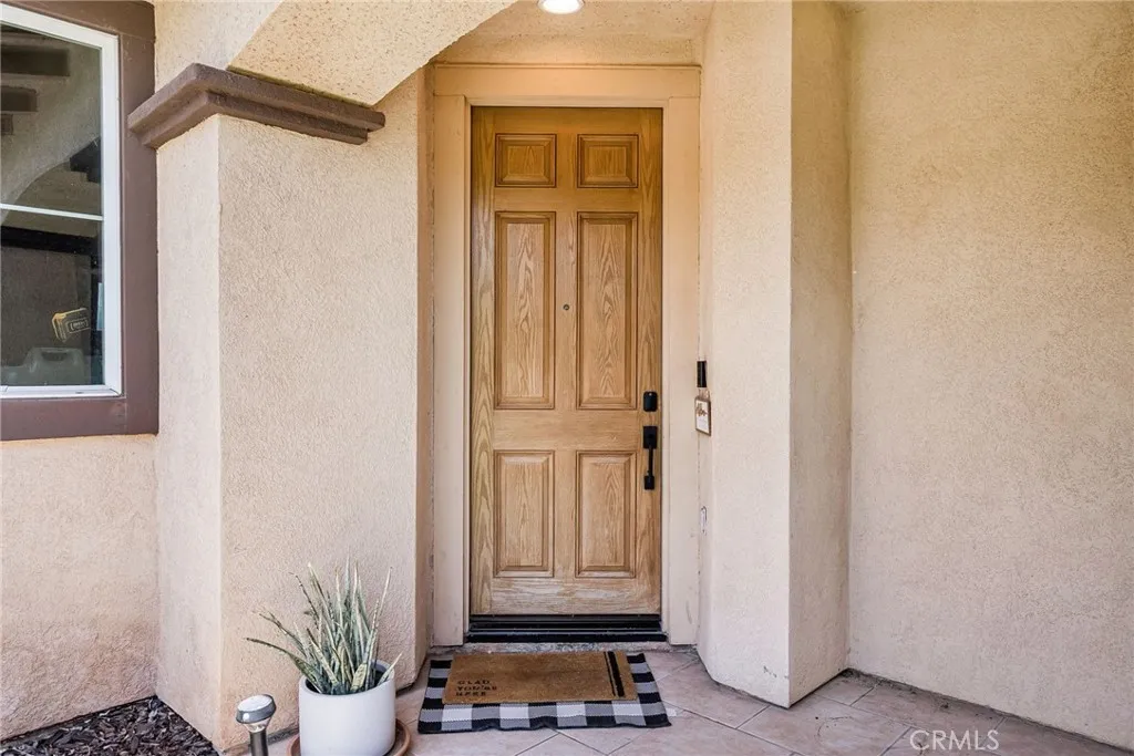 1775 Honors Lane, Corona, California 92883 home-pic-4