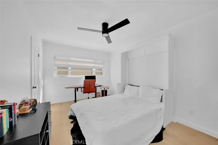 Bedroom/Office