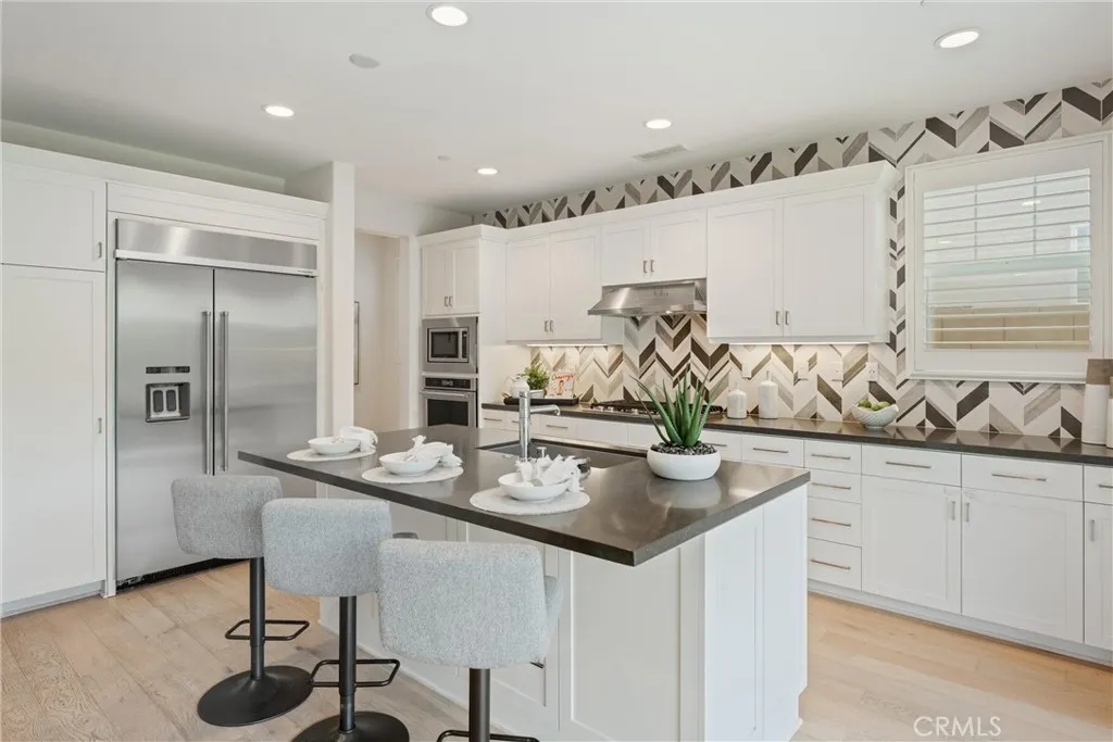 287 Barnes Road, Tustin, California 92782 home-pic-11