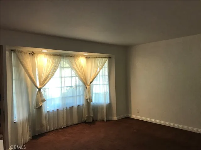 Updated bayview windows in living room