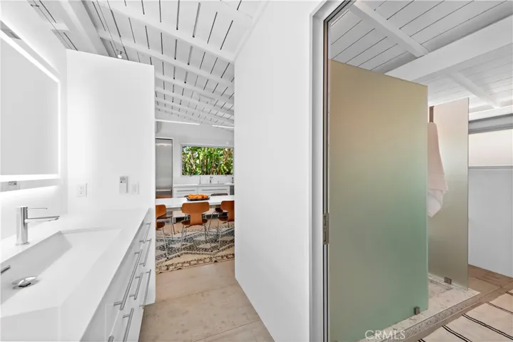 239 Fairview Street, Laguna Beach, California 92651