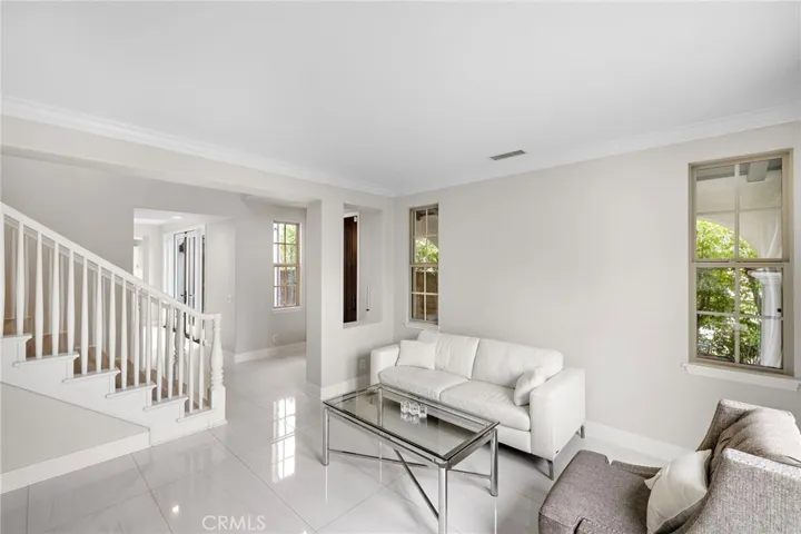 6 Julia Street, Ladera Ranch, California 92694