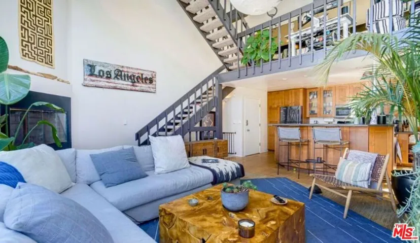 14 Mast Street 4, Marina Del Rey, California 90292