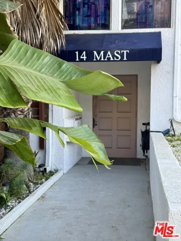14 Mast Street 4, Marina Del Rey, California 90292