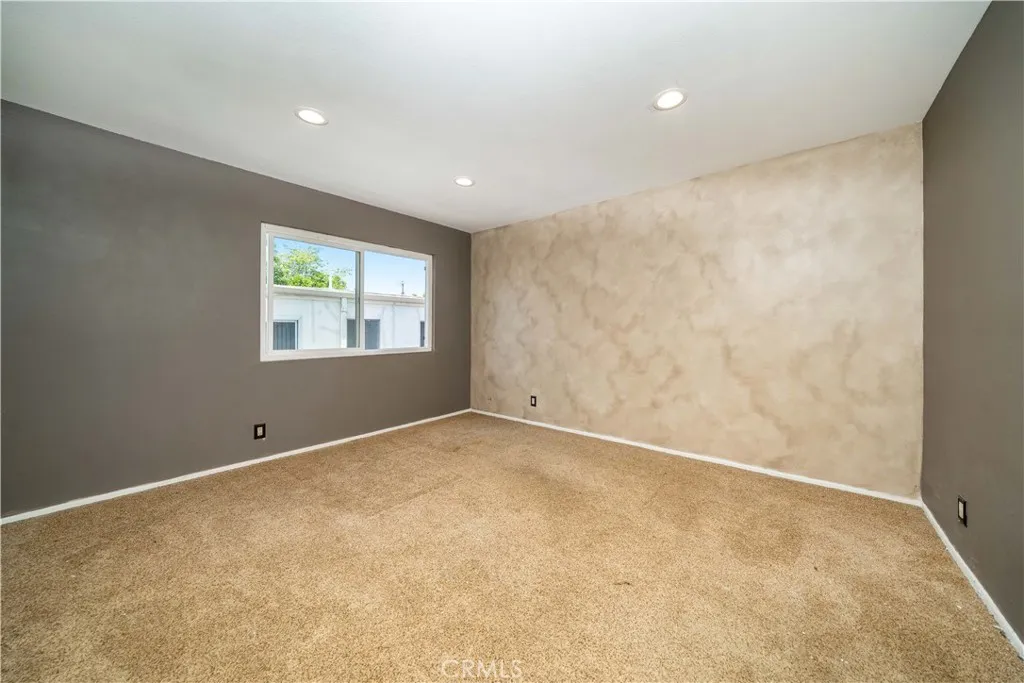14947 Dickens Street 3, Sherman Oaks, California 91403 home-pic-9