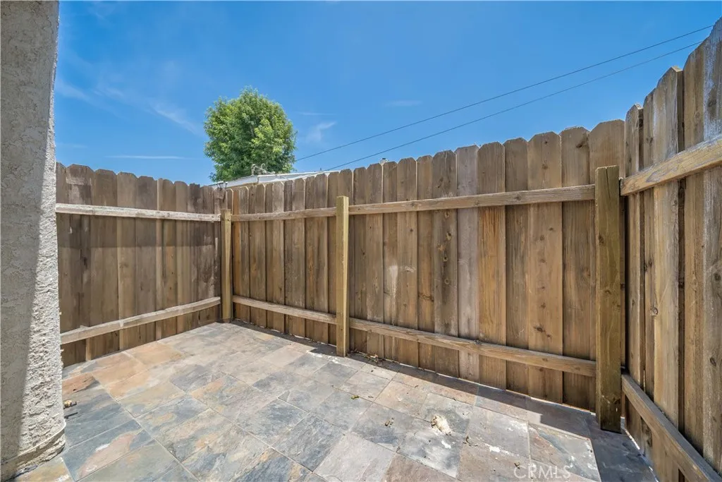 14947 Dickens Street 3, Sherman Oaks, California 91403 home-pic-18