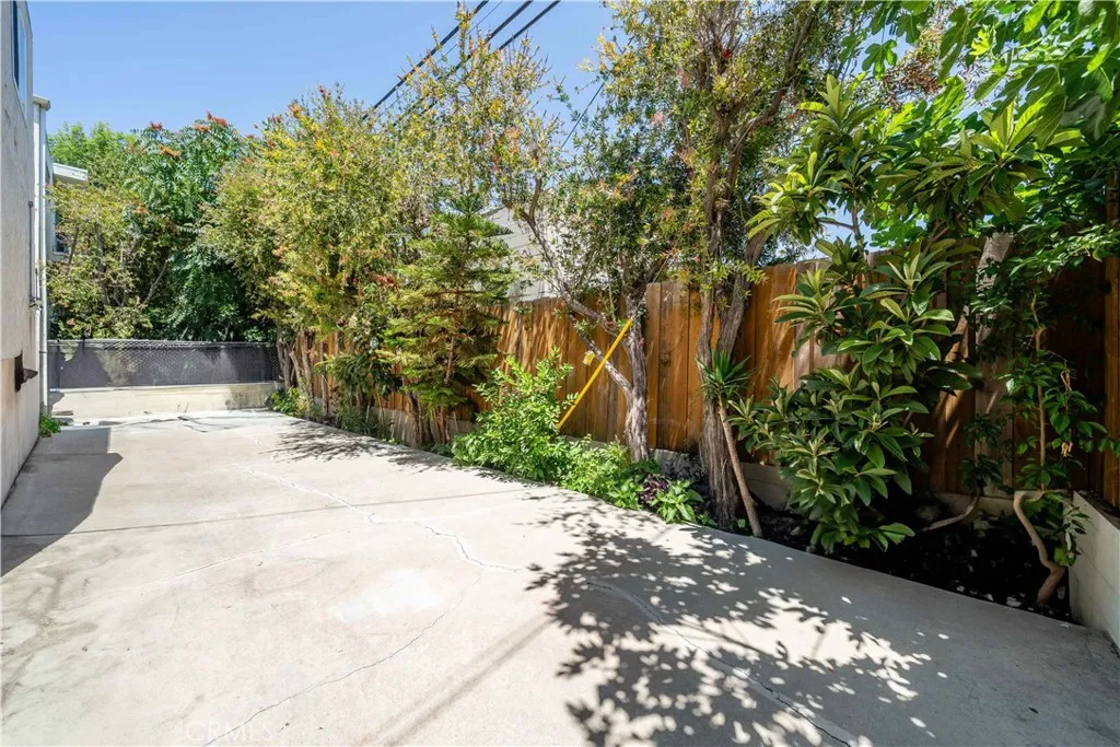 14947 Dickens Street 3, Sherman Oaks, California 91403 home-pic-20