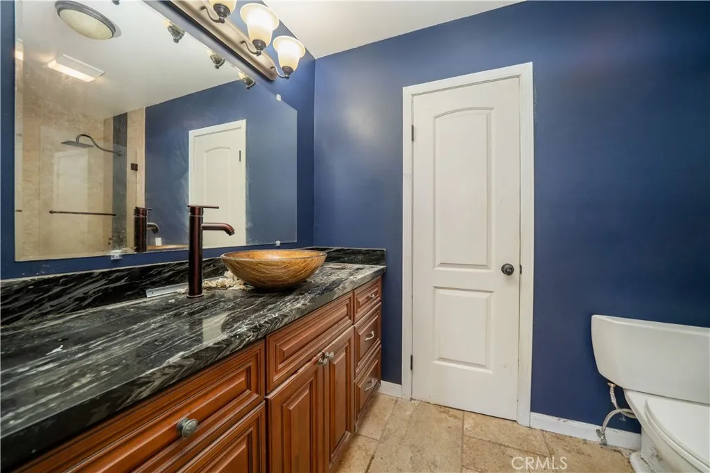 14947 Dickens Street 3, Sherman Oaks, California 91403 home-pic-12
