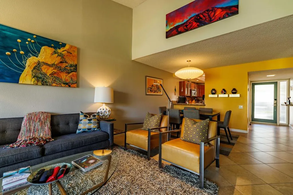 1971 Paseo Raqueta, Palm Springs, California 92262 home-pic-4