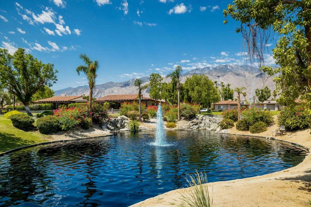 1971 Paseo Raqueta, Palm Springs, California 92262 home-pic-0