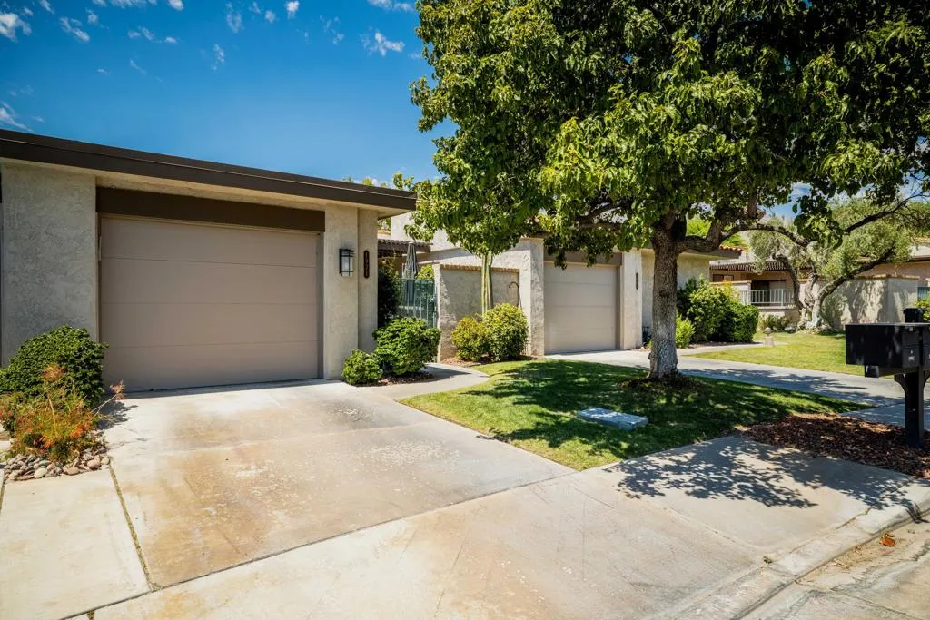1971 Paseo Raqueta, Palm Springs, California 92262 home-pic-27
