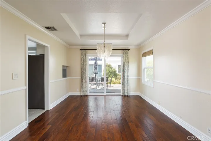 492 Magnolia Street, Costa Mesa, California 92627