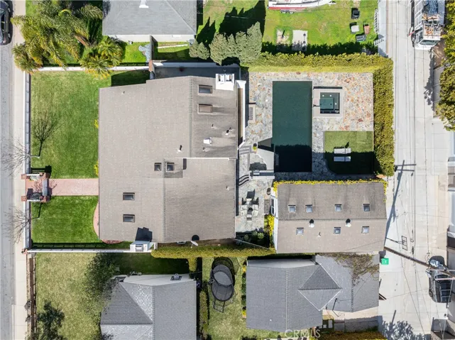 492 Magnolia Street, Costa Mesa, California 92627