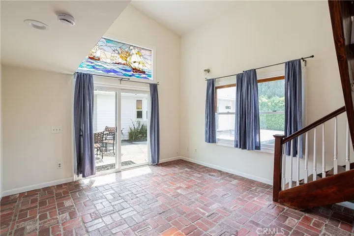 492 Magnolia Street, Costa Mesa, California 92627