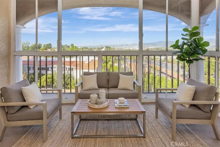 Virtual staging but can be modern and fresh as well