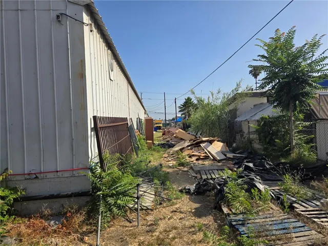 18189 Valley Boulevard, Bloomington, California 92316